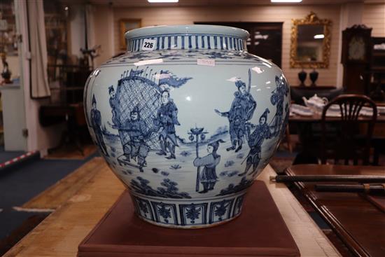 A large Chinese blue and white Guan jar height 40cm